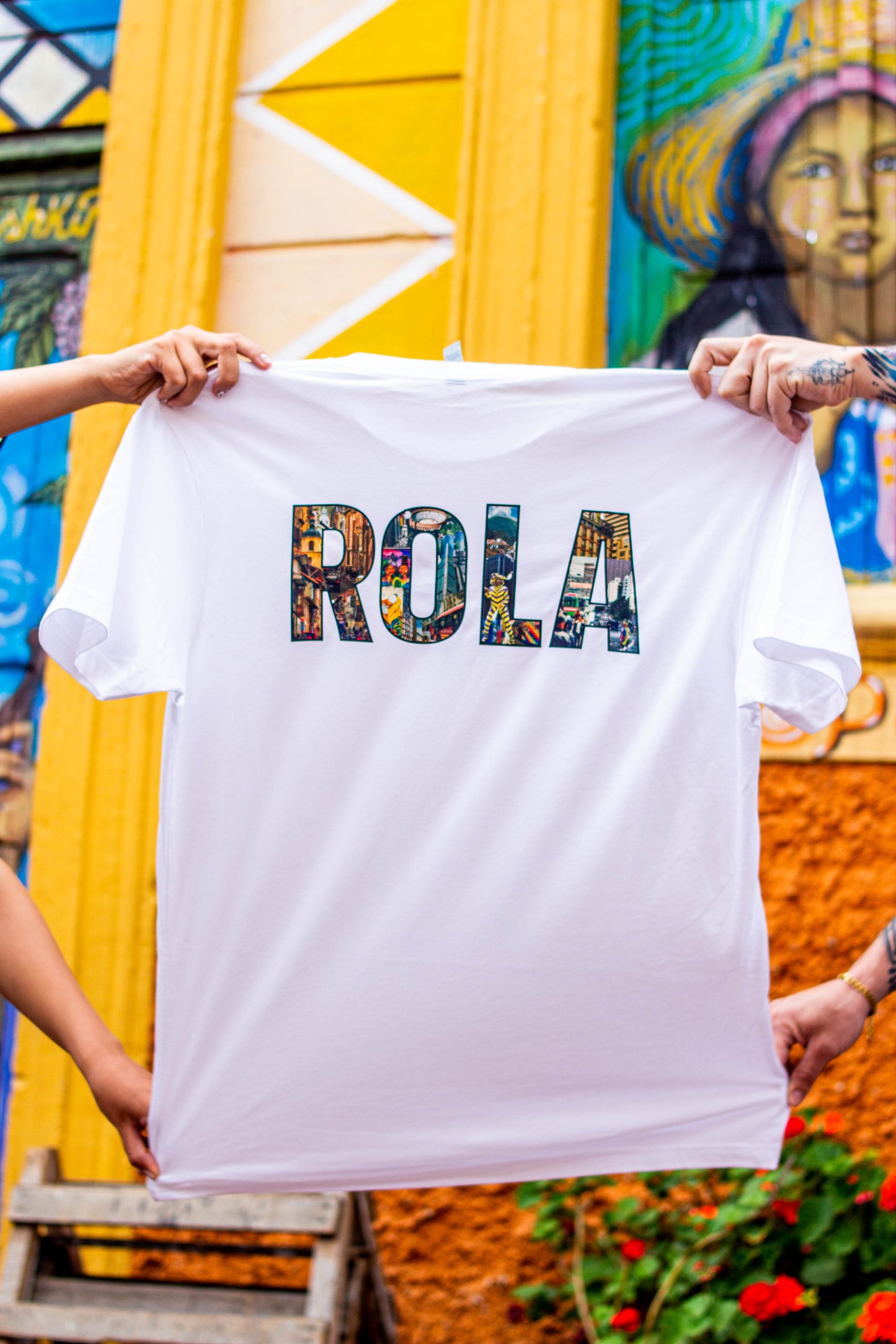 ROLO / ROLA VISTAS DE LA CIUDAD SHIRT